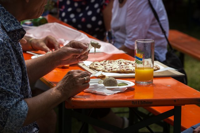 Deutsch-französische Freundschaft genießen beim Begegnungsfest in Leimersheim | Foto: Paul Needham