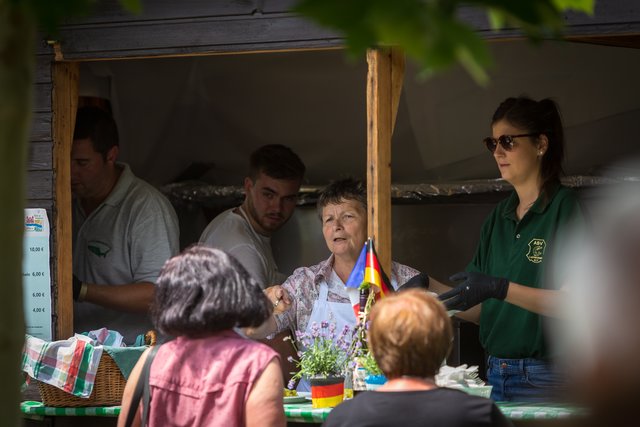 Deutsch-französische Freundschaft genießen beim Begegnungsfest in Leimersheim | Foto: Paul Needham