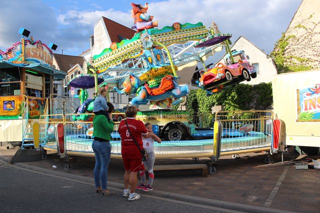 Auch die kleinen Besucher kommen beim Fest um den Wein auf ihre Kosten. | Foto: Pacher