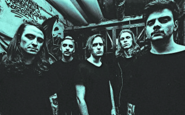 Willkommen bei „Fallen Fortress“: Wer auf Emmure, Wage War und Sylar steeht, ist bei „Harmed“ aus Budapest genau richtig. | Foto: Veranstalter