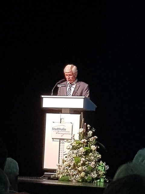 Er war 15 Jahre an der Seite von Klaus Hartmüller; 1. Beigeordneter Peter Stumpfhäuser | Foto: Claudia Bardon