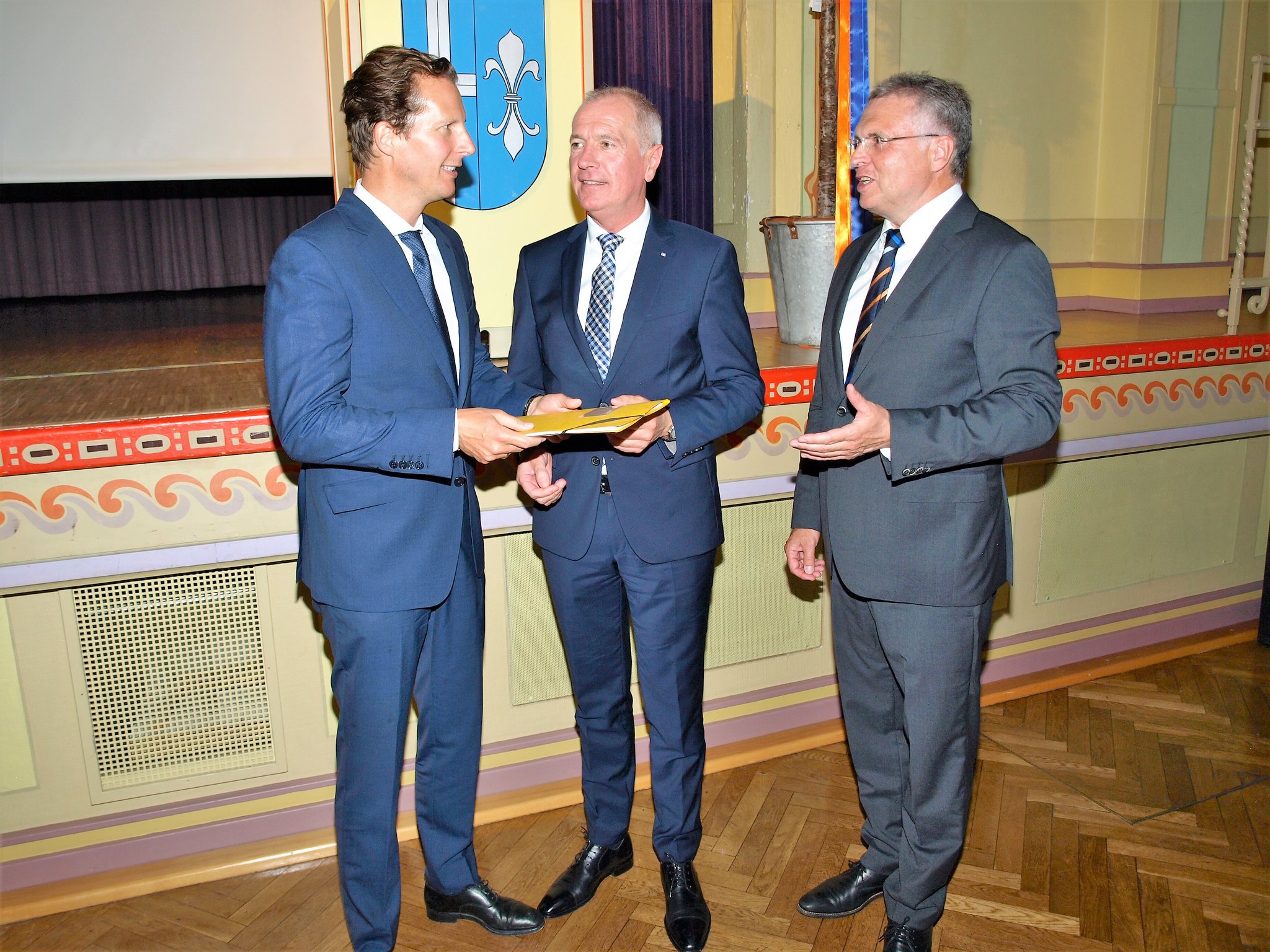 Vertreterversammlung Volksbank Bruhrain-Kraich-Hardt stimmt Jahresabschluss 2018 zu: Trotz ...