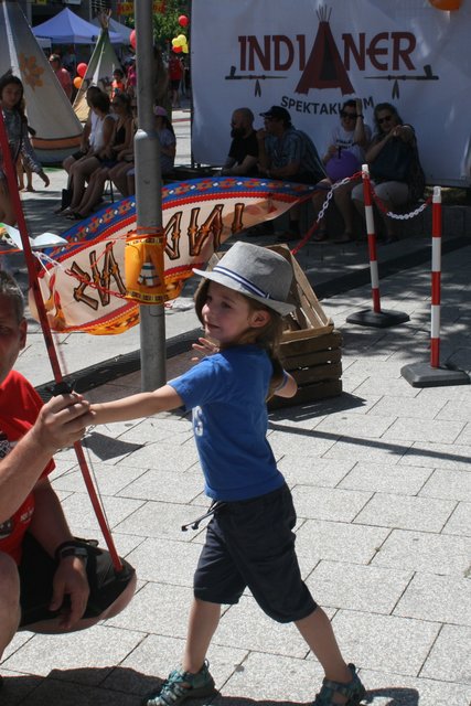 Mit Pfeil und Bogen schießen war für die Kinder ein großes Highlight. | Foto: BAS