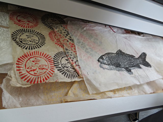 Drucke auf transparentem Papier von Liebscher | Foto: Brigitte Melder