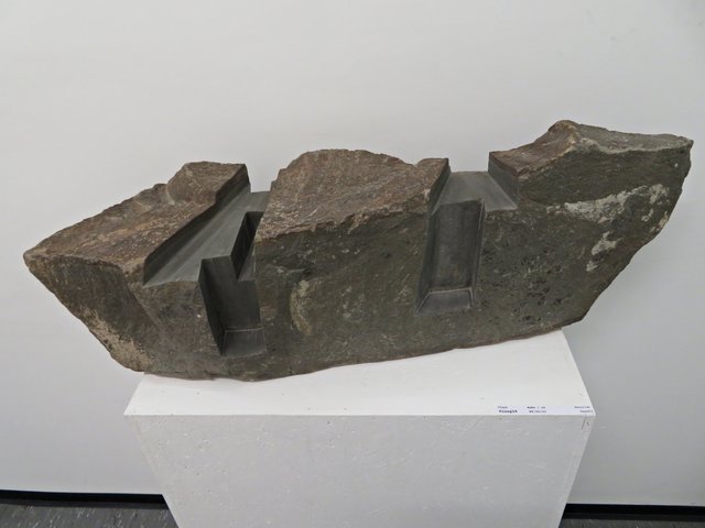 Bearbeiteter Stein von Marcus Centmayer | Foto: Brigitte Melder