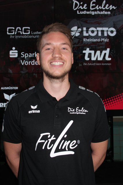Der 24-jährige Spielmacher Dominik Mappes kommt vom HC Erlangen zu den Eulen