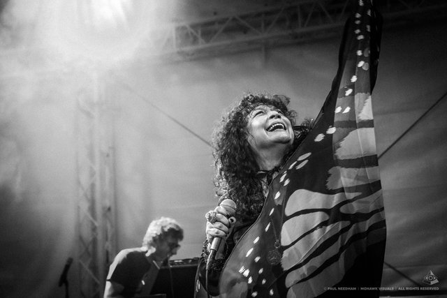 Sandy Campos mit The Curbside Prophets, Vor-FEST 2019  | Foto: Paul Needham
