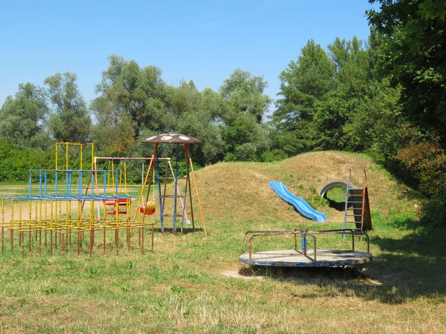 Spielplatz inmitten der Natur | Foto: Brigitte Melder