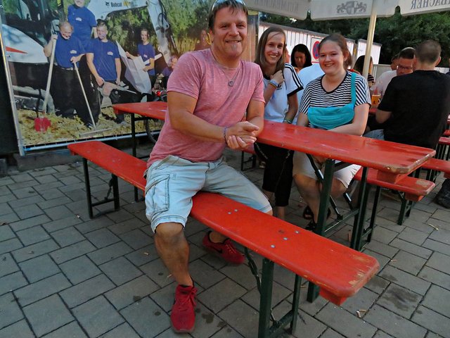 Heiko Gierczyk während des Festes als Streetworker unterwegs | Foto: Brigitte Melder