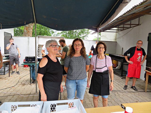 Drei Damen vom Grill | Foto: Brigitte Melder