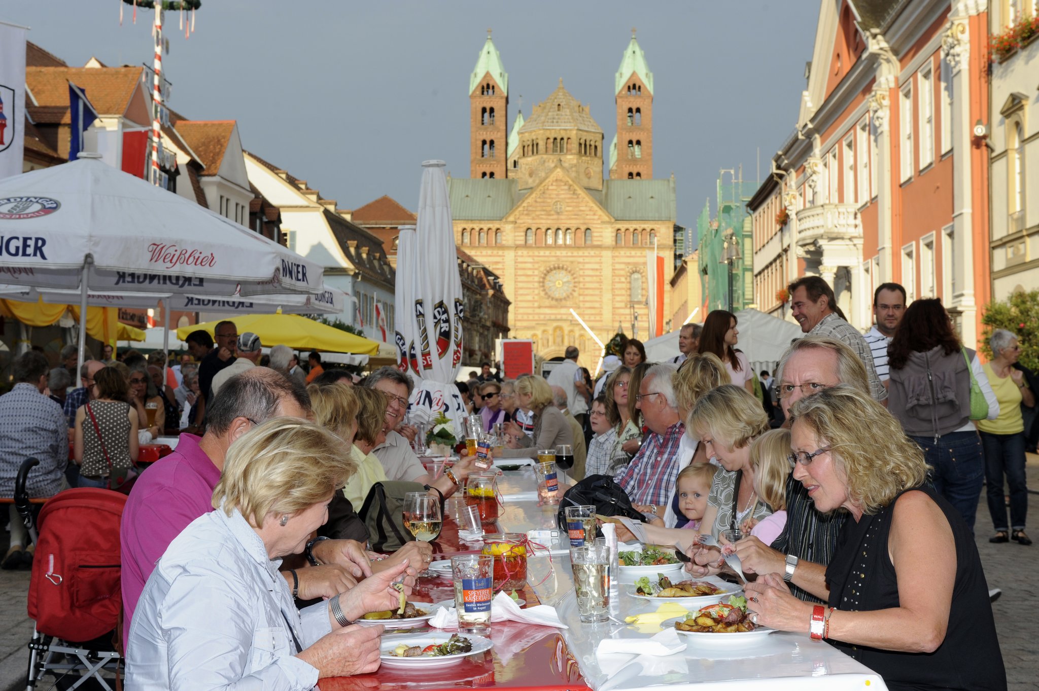Er sucht sie speyer