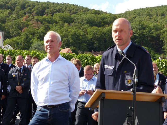 Die Laudatio des Zugführers des Löschzuges II | Foto: Medienteam Feuerwehr Neustadt