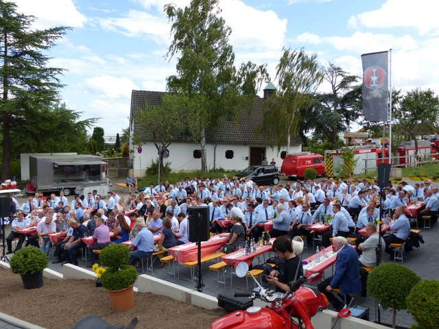 Überblick über die Gäste der Veranstaltung | Foto: Medienteam Feuerwehr Neustadt