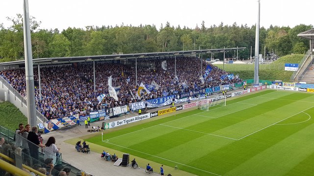 Die Nordtribüne beim KSC ist bereit | Foto: jow