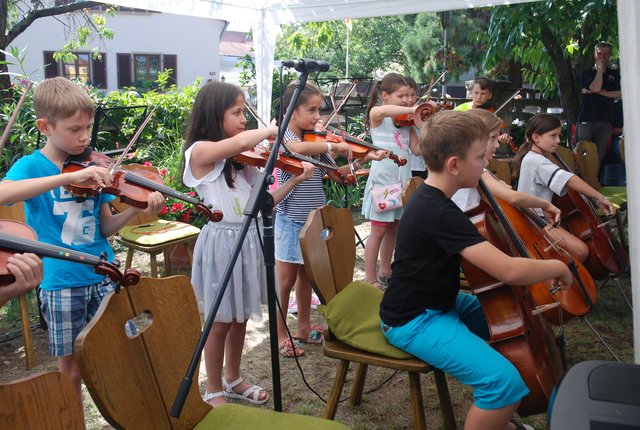 Die Streicher-Klasse der Eichendorff-Schule. | Foto: Pacher