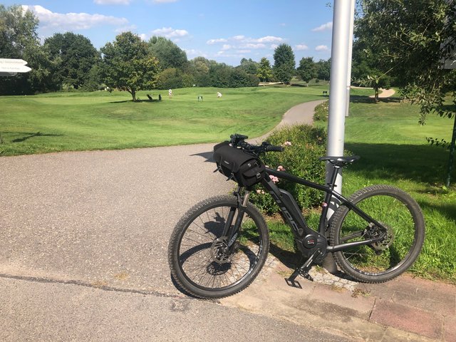 Rast am Golfplatz Gut Dreihof. | Foto: Franz Walter Mappes