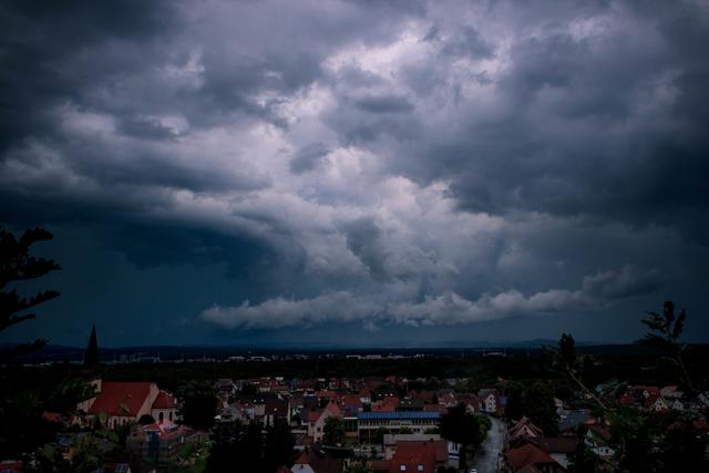 Gewitterwolken über Kindsbach