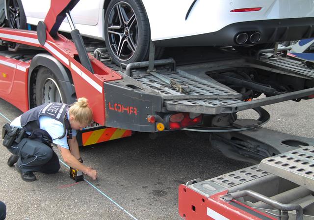 Technische Vermessung eines Lkw | Foto: Heike Schwitalla