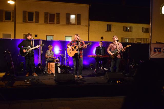 Für die passende musikalische Begleeitung sorgte die Band "RockXn". | Foto: Bender