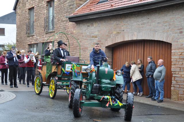 Der Kriegsfelder Kerwe-Umzug   | Foto: ps
