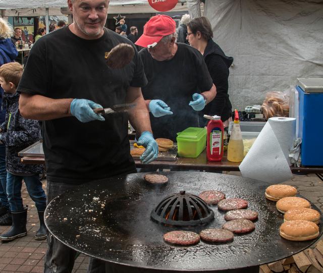 Ralf Sturm beim "Burgerhochwurf" 