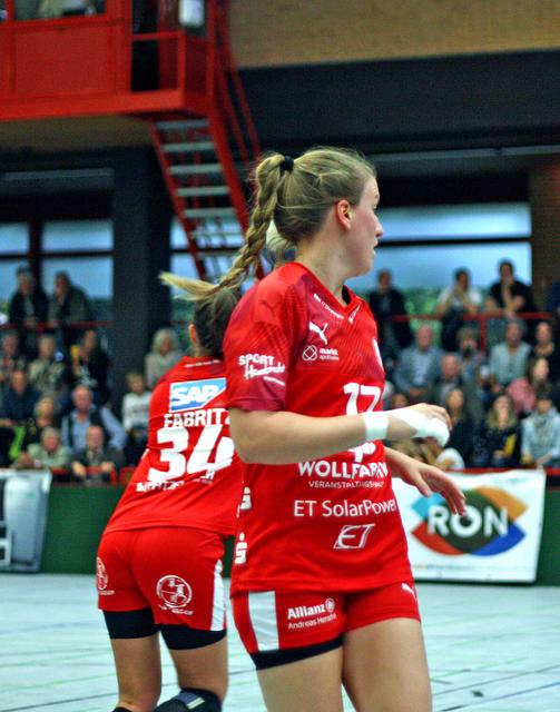 Samira "Sam" Brand und "Elle" Fabritz im Spiel gegen die Vipern...

Text/Foto/FotoArchiv : Wolfgang Merkel/Merkel+Merkel