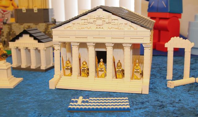 "Faszination Lego" im Bruchsaler Schloss - griechischer Tempel | Foto: Heike Schwitalla