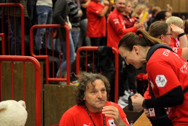 Tom Löbich &amp; Kate Schneider - the AFTERPARTY starts. Beide unmittelbar nach dem Match vs. die Vipern

Foto/FotoArchiv Wolfgang Merkel/Merkel+Merkel