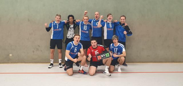 Auch die Herren 3 jubelten über ihren Erfolg gegen die SG Südpfalz (Foto: Maximilian Heinrich)