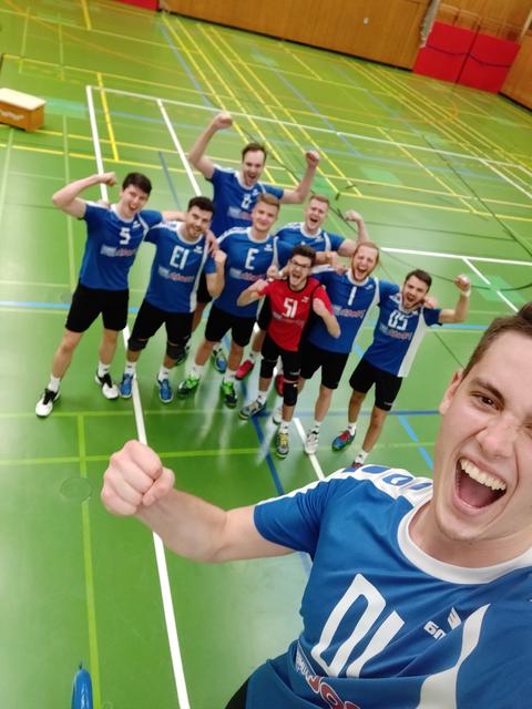 Auch die Herren 2 um Selfie-Fotograf Philipp Neumer hatten viel Grund zum jubeln. 