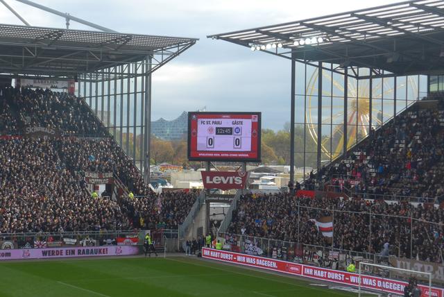 Noch steht es 0 zu 0 | Foto: Gustai/Pixelgrün