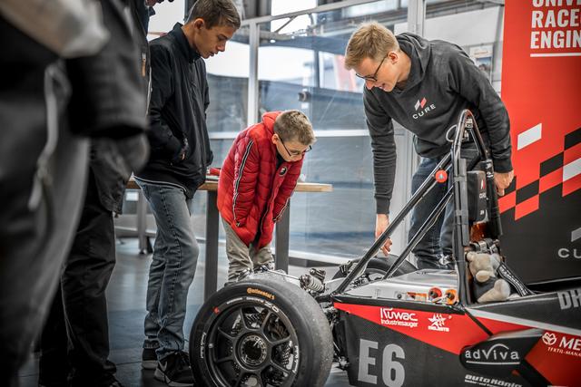 Umlagert: Ein Rennwagen-Prototyp der Gruppe CURE aus Teilen, die bei Kempf gefertigt wurden. | Foto: stricker