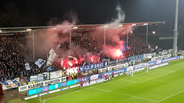 Sieht zwar "schön" aus ... muss aber nicht sein, denn es kostet den Verein mal wieder Geld | Foto: jow