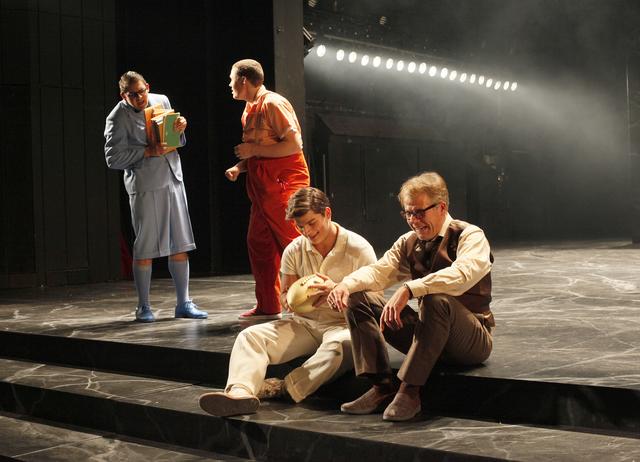 Karim Katzenbach, Franz Seeliger , Liam Rödler und Rainer Furch | Foto: Pfalztheater / Heieck