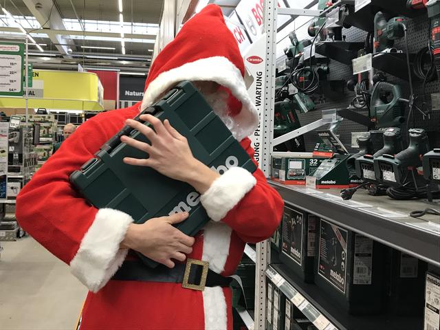 Dieses Geschenk lässt Heimwerkerherzen höher schlagen.