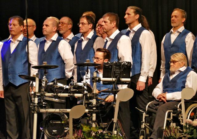 Lukas Wiebelt am Schlagzeug