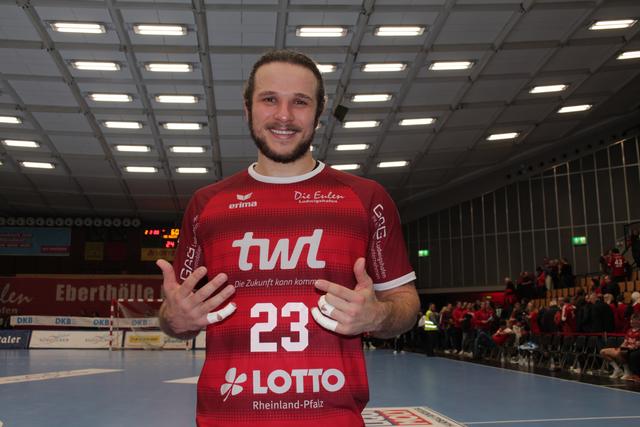 Pascal Durak warf sieben Tore und erzielte den Siegtreffer zum 24:23 Erfolg