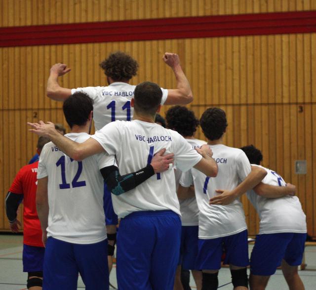 VBC-Pyramide, das 3:2 vs. Maxau ist in trockenen Tüchern, dem Spielverlauf nach eine Sensation

FotoArchiv Merkel