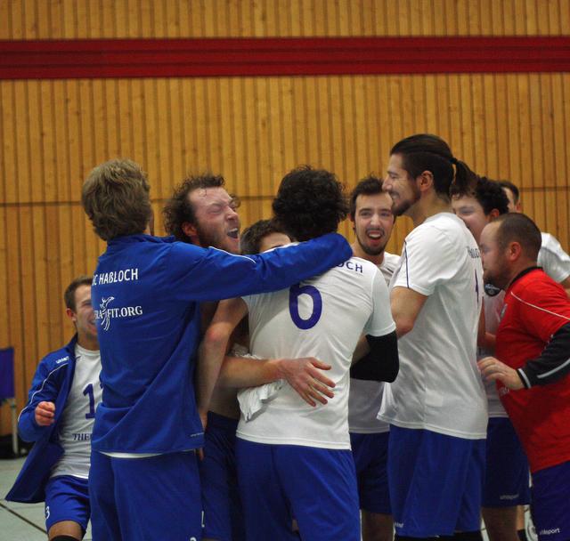 Freude pur nach dem Gewinn des eigentlich schon verlorenen Spiels vs. Maxau

FotoArchiv Merkel