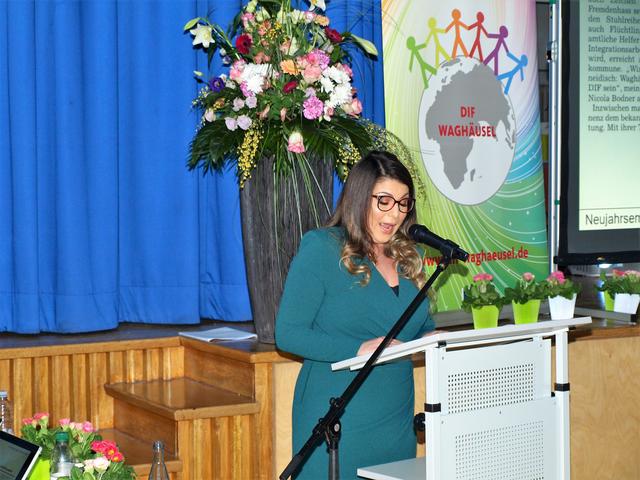 Ebru Baz bei ihrer Ansprache