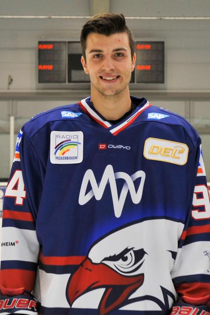 Stürmer Phil Hungerecker (94)  | Foto: PIX-Sportfotos