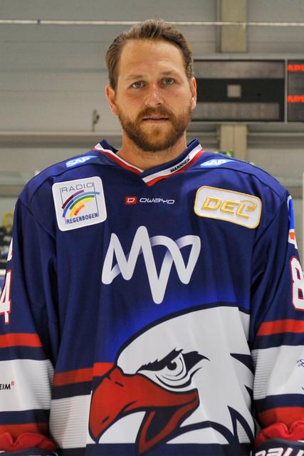 Stürmer Andrew Desjardins (84)  | Foto: PIX-Sportfotos