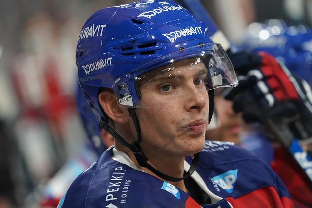 Stürmer Valentino Klos (40) | Foto: PIX-Sportfotos