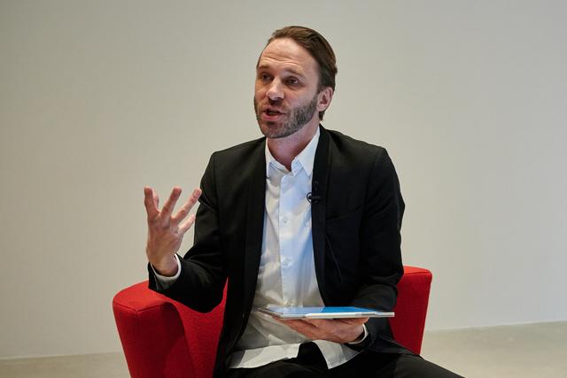 Dynamisch und energiegeladen: Johann Holten.  | Foto: Christian Gaier