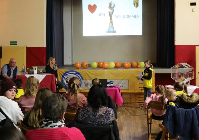Fragestunde der Kids | Foto: Heike Schwitalla