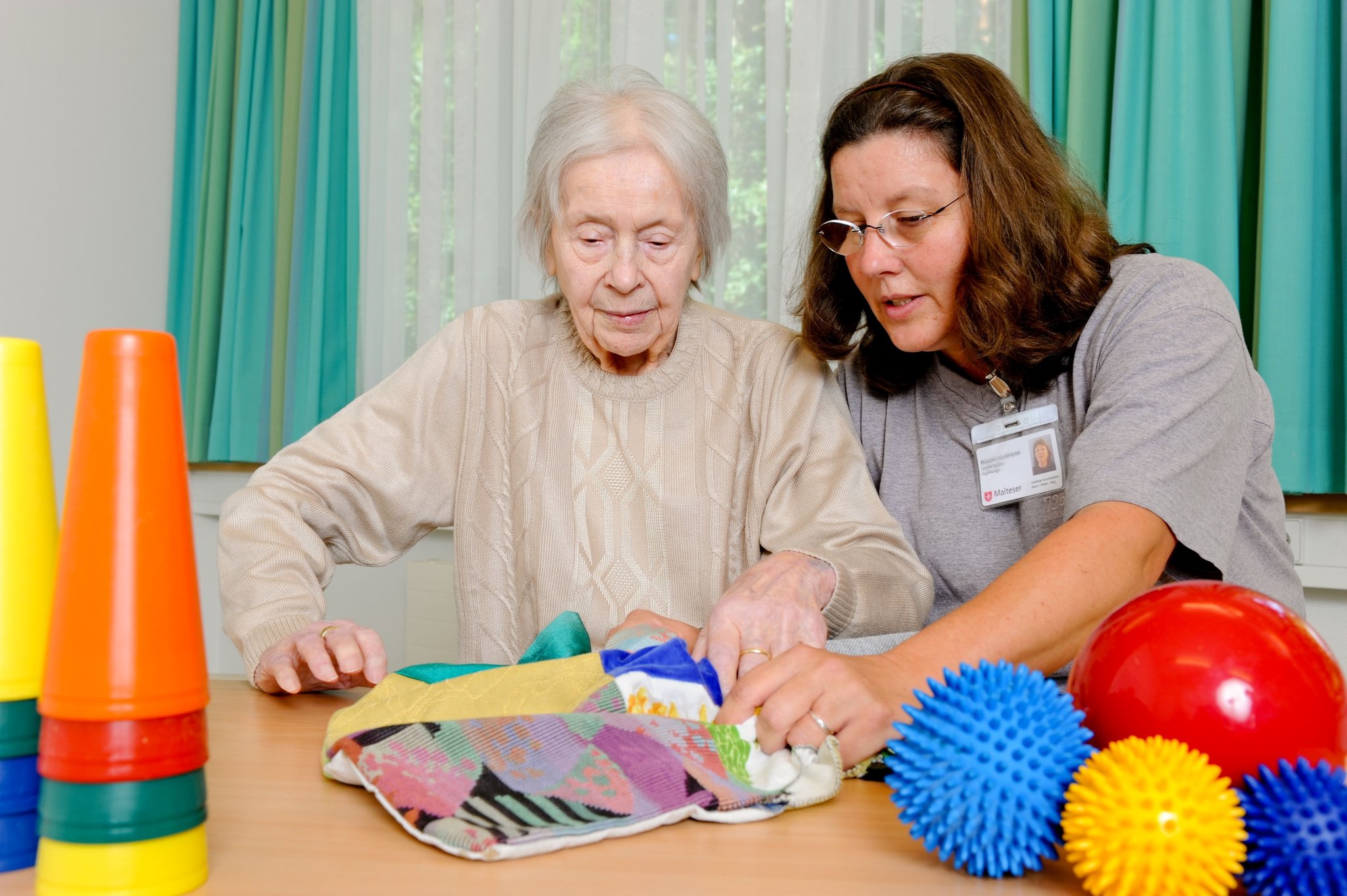 Malteser bieten Ausbildung zum Betreuungsassistenten an: Menschen mit Demenz professionell ...