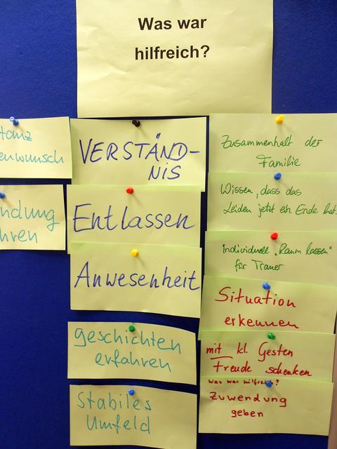 Hilfreich: Eigene Erfahrungen im Zusammenhang mit Sterben, Tod und Trauer besprechen zu können.