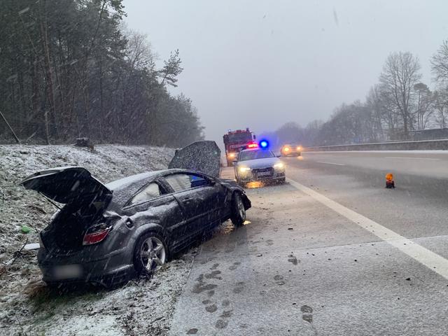 Überschlag auf der Autobahn A6 | Foto: Polizeipräsidium Westpfalz