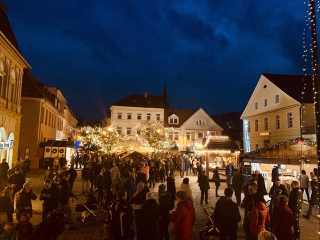Der Dürkheimer Advent, ein Weihnachtsmarkt der besonderen Art. | Foto: Anne Sahler