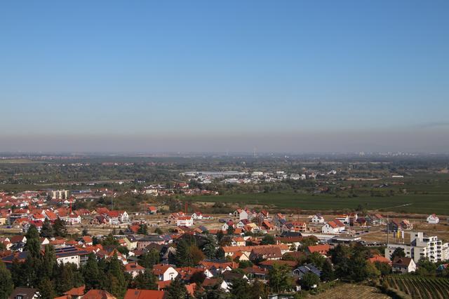 Bad Dürkheimer Neubaugebiete - Fronhof 2 (Bildmitte). | Foto: Franz Walter Mappes